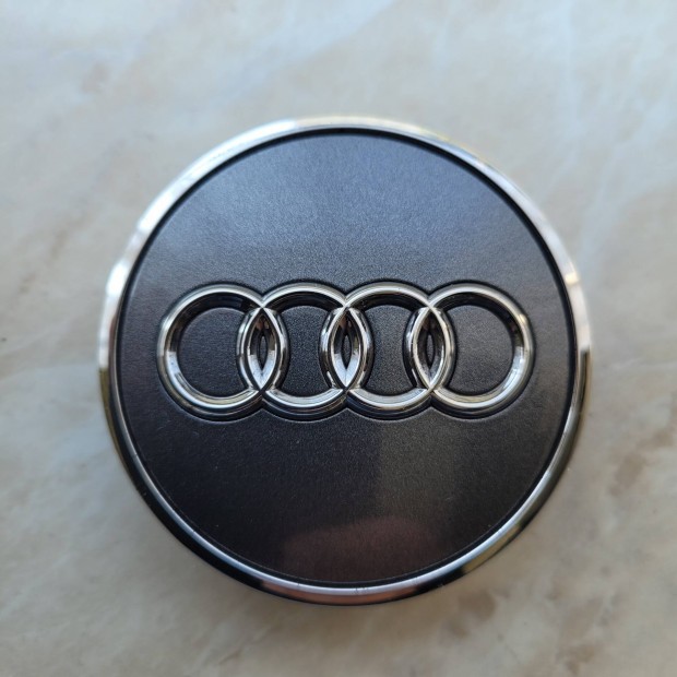 Audi gyri alufelni  kupak porvd