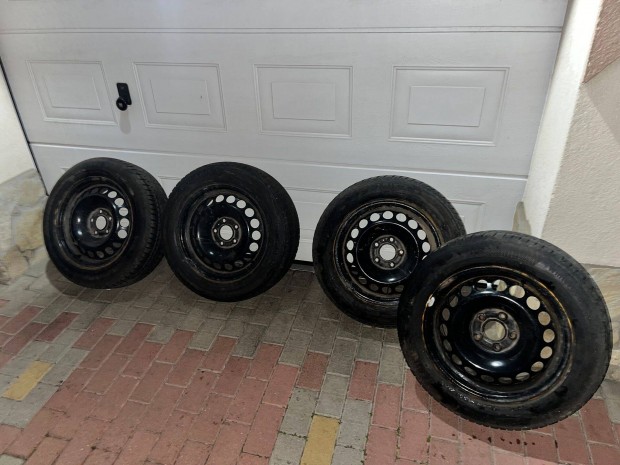 Audi gyri felni tli kerekekkel