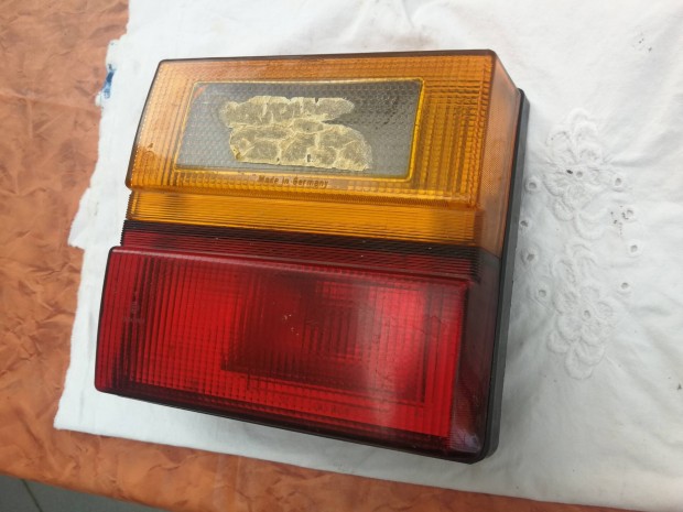 Audi gyári hátsó lámpa eladó