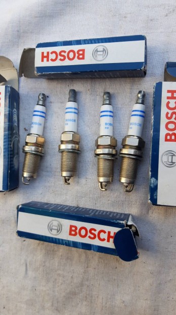 Audi gyújtógyertya Bosch A3,A4,A6, AUDI TT hez új