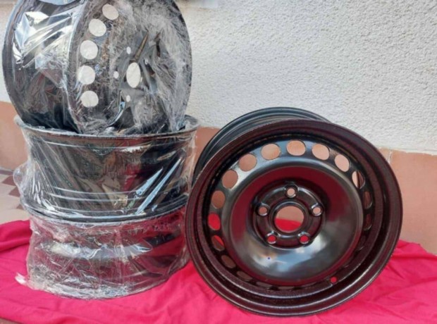 Audi lemezfelni 5x112-es lyukasztású 15-ös