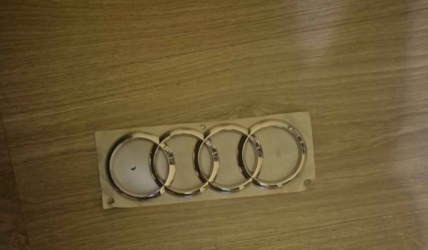 Audi �ntapad�s embl�ma 