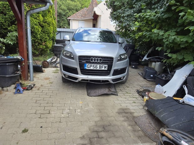 Audi q7 3.0 tdi bontott alkatrszek 