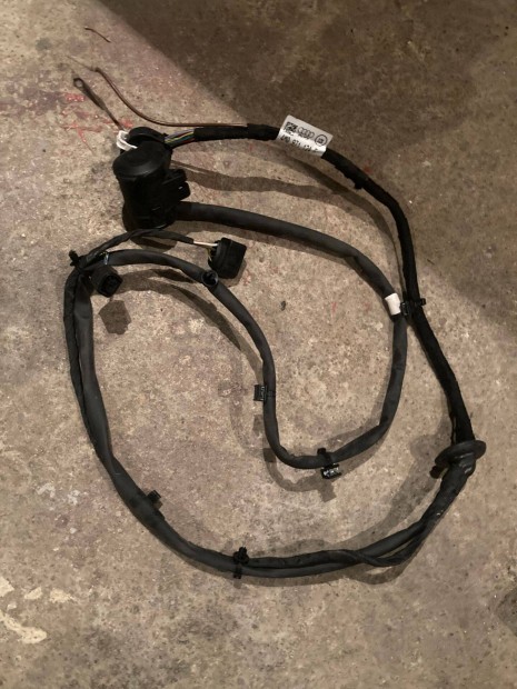 Audi q7 vonhorog kbelkteg