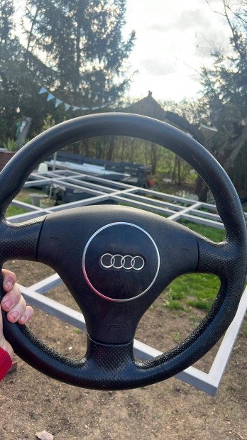 Audi s-line kormny
