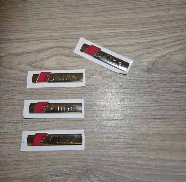 Audi sline embl�ma/ felirat