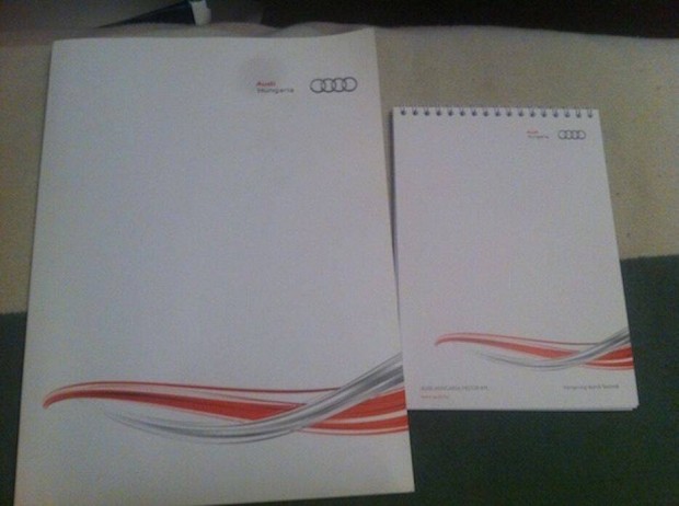 Audi spirál jegyzetfüzet, fehér notesz