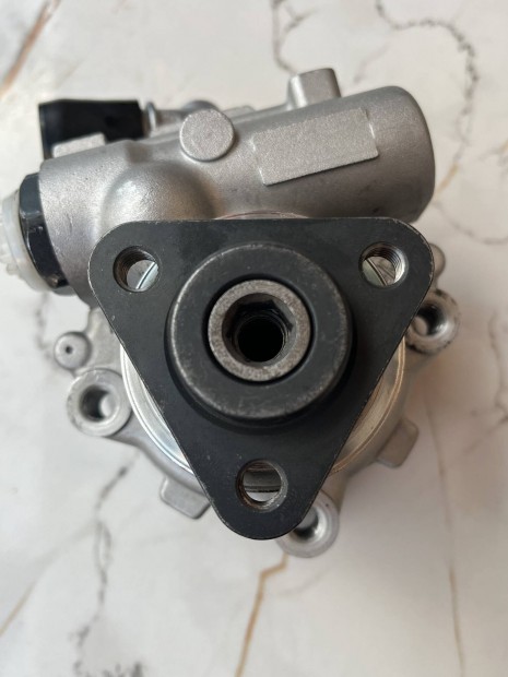 Audi szerv�szivatty� �ron alul elad�!