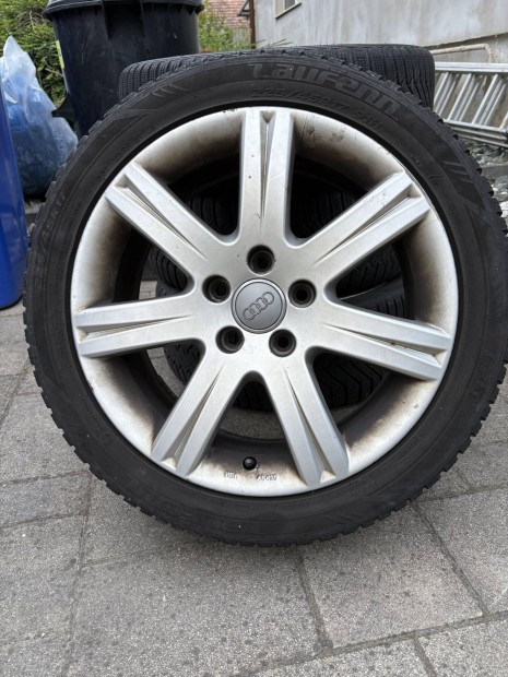 Audi téli gumi felnivel