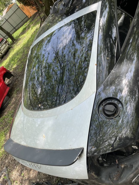 Audi tt 8n csomagtér Ajto