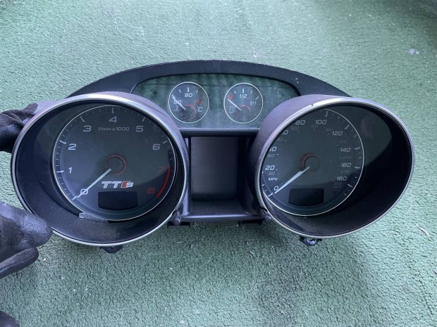 Audi tt tts 8j oracsoport