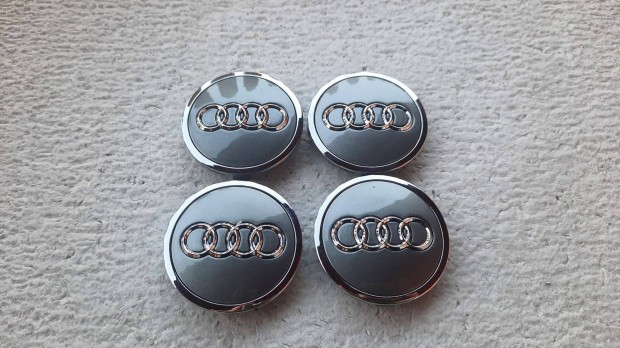 Audi új felni díszkupak közép felnikupak kerékagy kupak 61mm