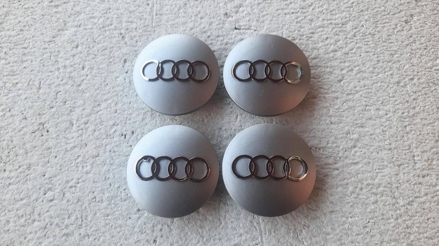 Audi új felni díszkupak közép felnikupak kerékagy kupak 67mm