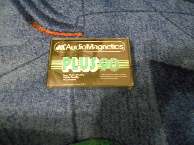 Audio Magnetics Plus C-90 kazetta