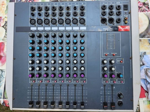 Audio Mixer  Keverpult