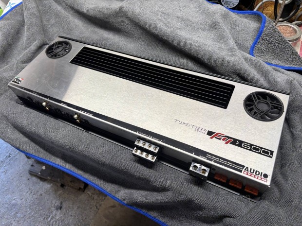 Audio System f4-600