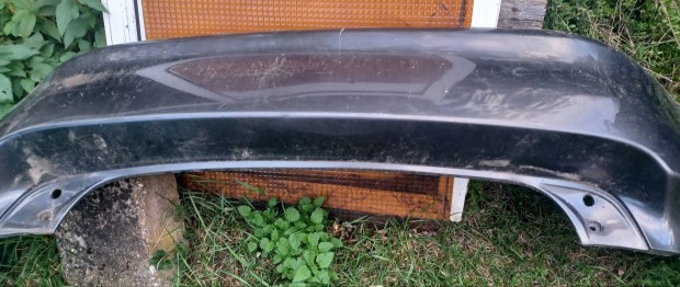 Auris 1 hátso lökhárító ill. lökhéj külön külön is