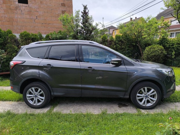 Aut Ford Kuga