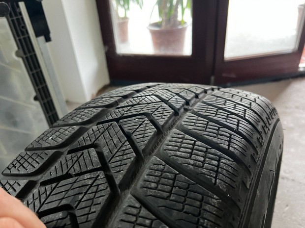 Aut Gumi s Felni Tli