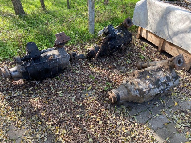 Aut- Teheraut- Busz alkatrszek