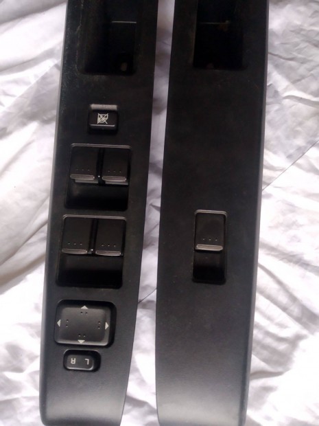 Aut alkatrsz, kapcsol