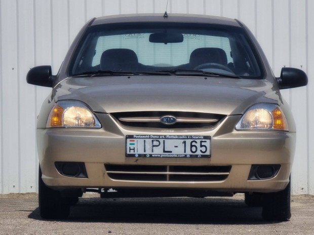 Autó bérlés Debrecen benzines Kia Rio szervó