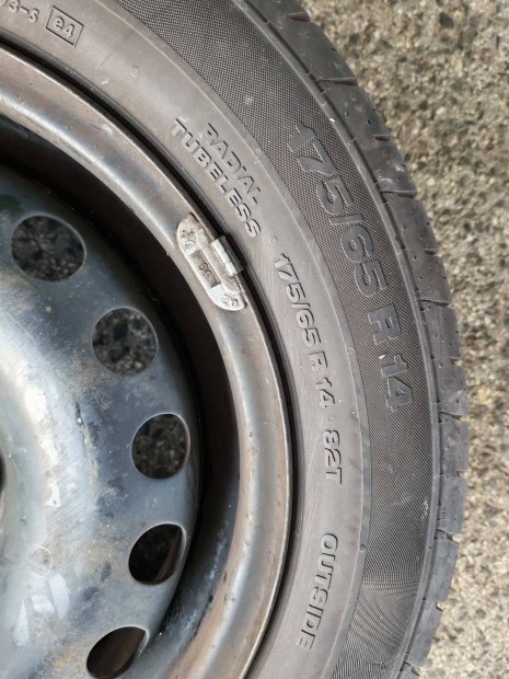 Aut� gumi 14 collos