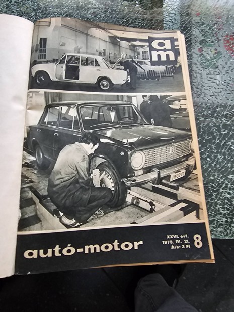 Autó-motor újság, kötetben. 1973.04 -1976.12.