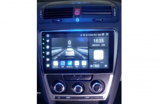 Aut� multim�di�s fejegys�g