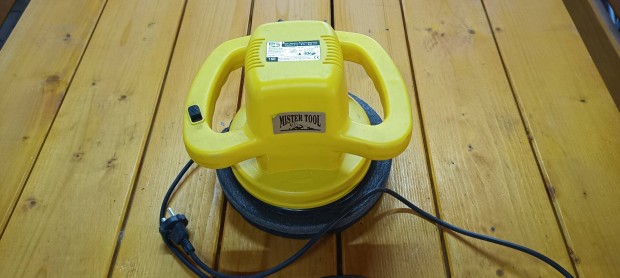 Aut� pol�roz�g�p elad�.