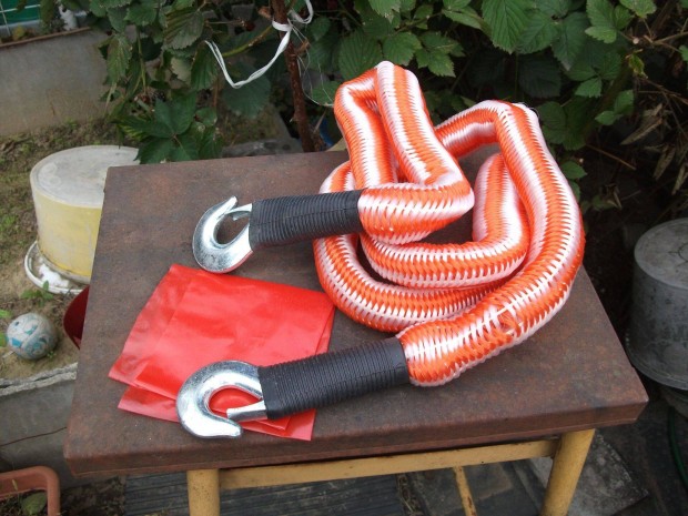 Aut rugalmas vontatktl