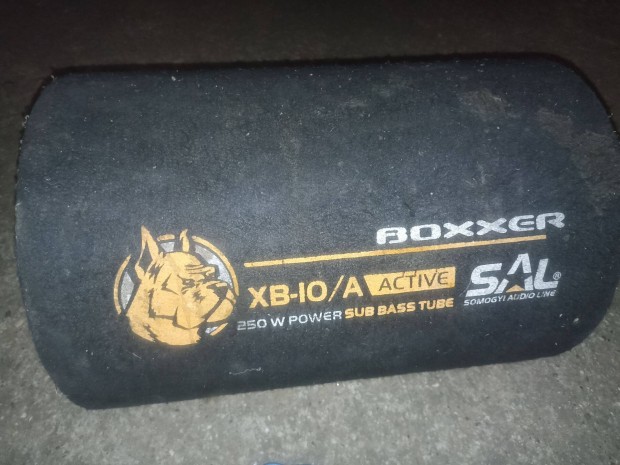 Autó sub bass erősítő és hangszóró. Boxxer XB-IO/A 250W