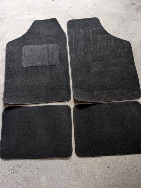 Auto sz�nyeg garnitura m�rka n�lk�li elad�