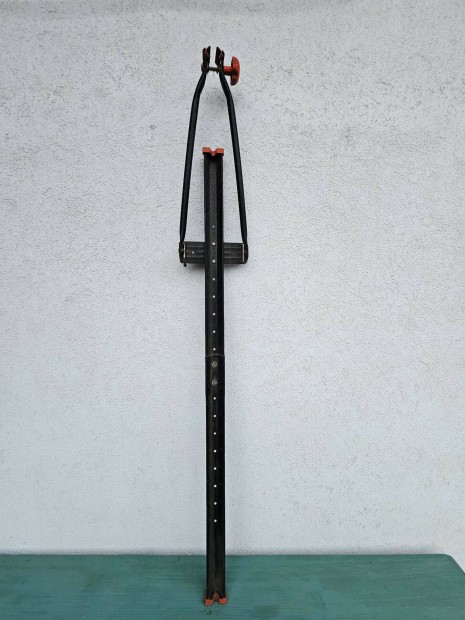 Aut� tet�csomagtart�ra szerelhet� biciklitart�