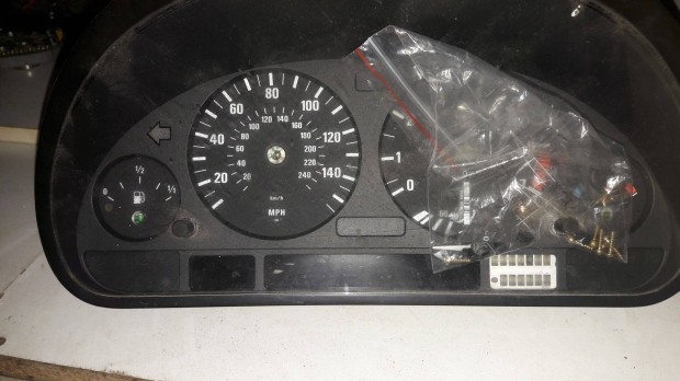 Autóalkatrészek km órák.die autoteile.car spare