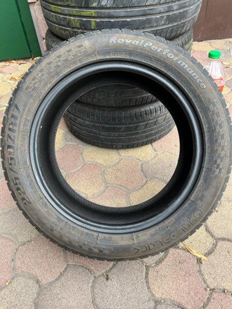 Autgumi 225/50 R17