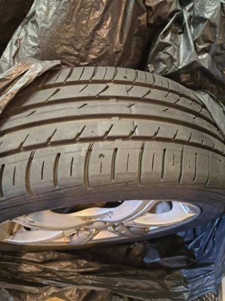 Autógumi 4 db Falken 195/50R15 82V