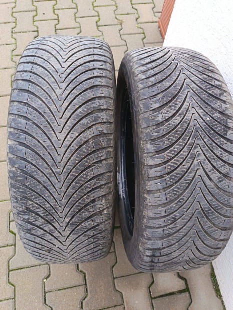 Aut�gumi 4 �vszakos