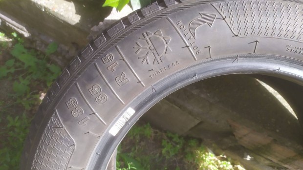 Autógumi Kleber 185/65/R15 2db használt nyári/téli gumiabroncs