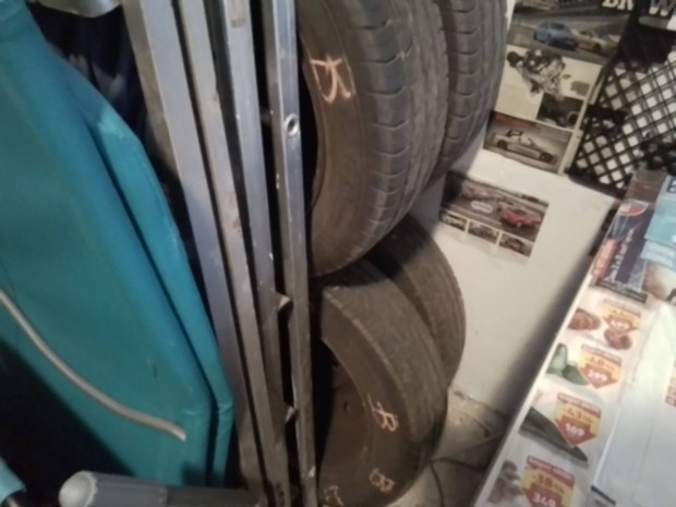 Aut�gumi ker�kkel