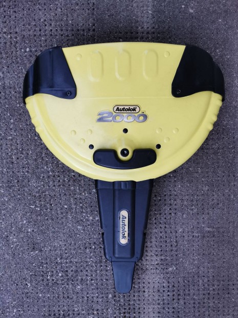 Autolok 2000 kormnyzr kormny zr kt kulccsal
