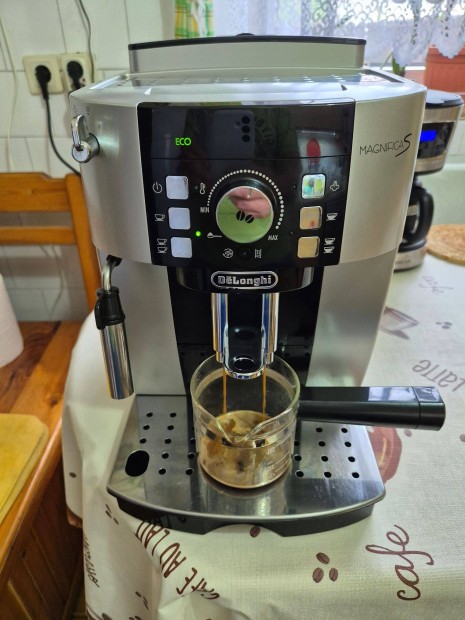 Automata kvfz Delonghi ingyen futr jura