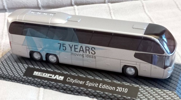 Autmodell - Rietze busz modell Neoplan Cityliner Spirit Edition 2010