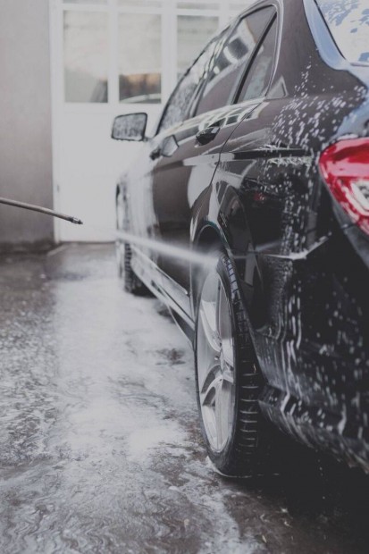 Aut�mos� munkat�rsat keres�nk