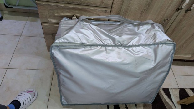 Aut�ponyva j�ges� ellen L 482x177x121 cm