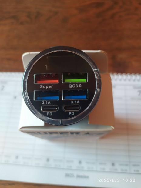 Autós 66W.töltő kijelzővel, 6 portos töltés 4USB+2PD + 60w töltő kábel