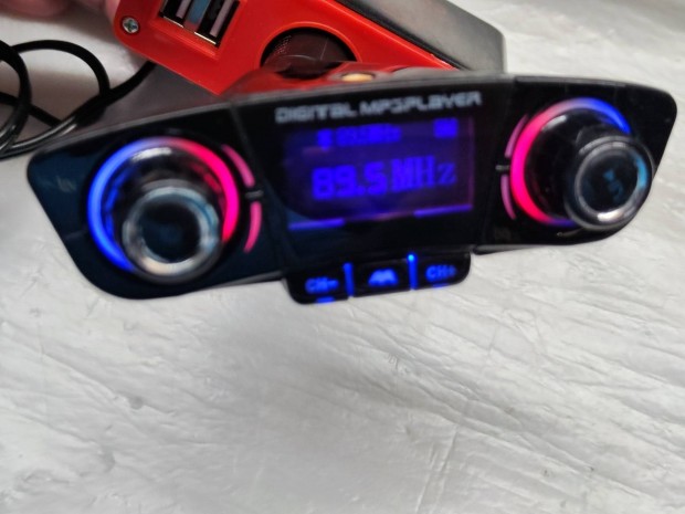 Auts FM trranszmitter Bluetooth adapter 