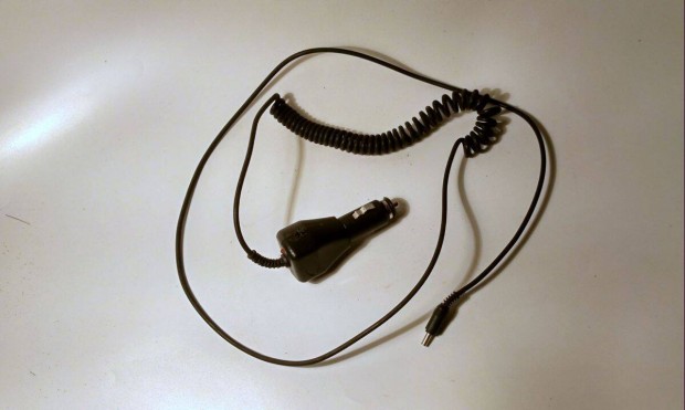 Autós Töltő (M-01EV) teszteletlen