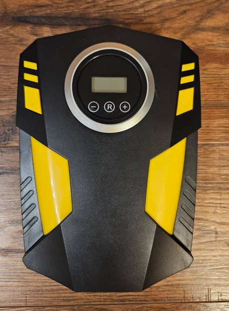 Aut�s - szivargy�jt�s, hordozhat� l�gkompresszor digit�lis 150 PSI, sz