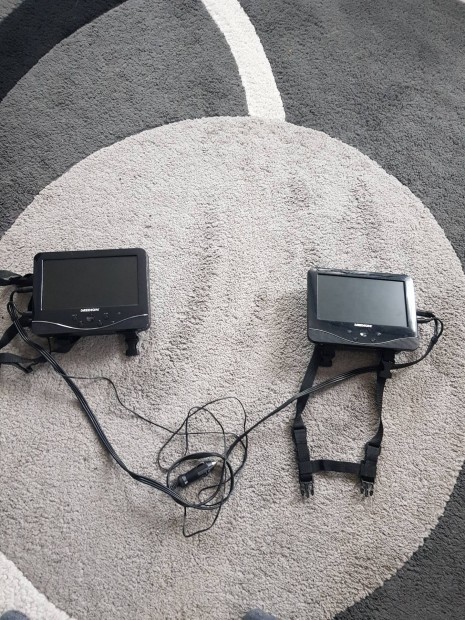 Autos fejtmka monitor